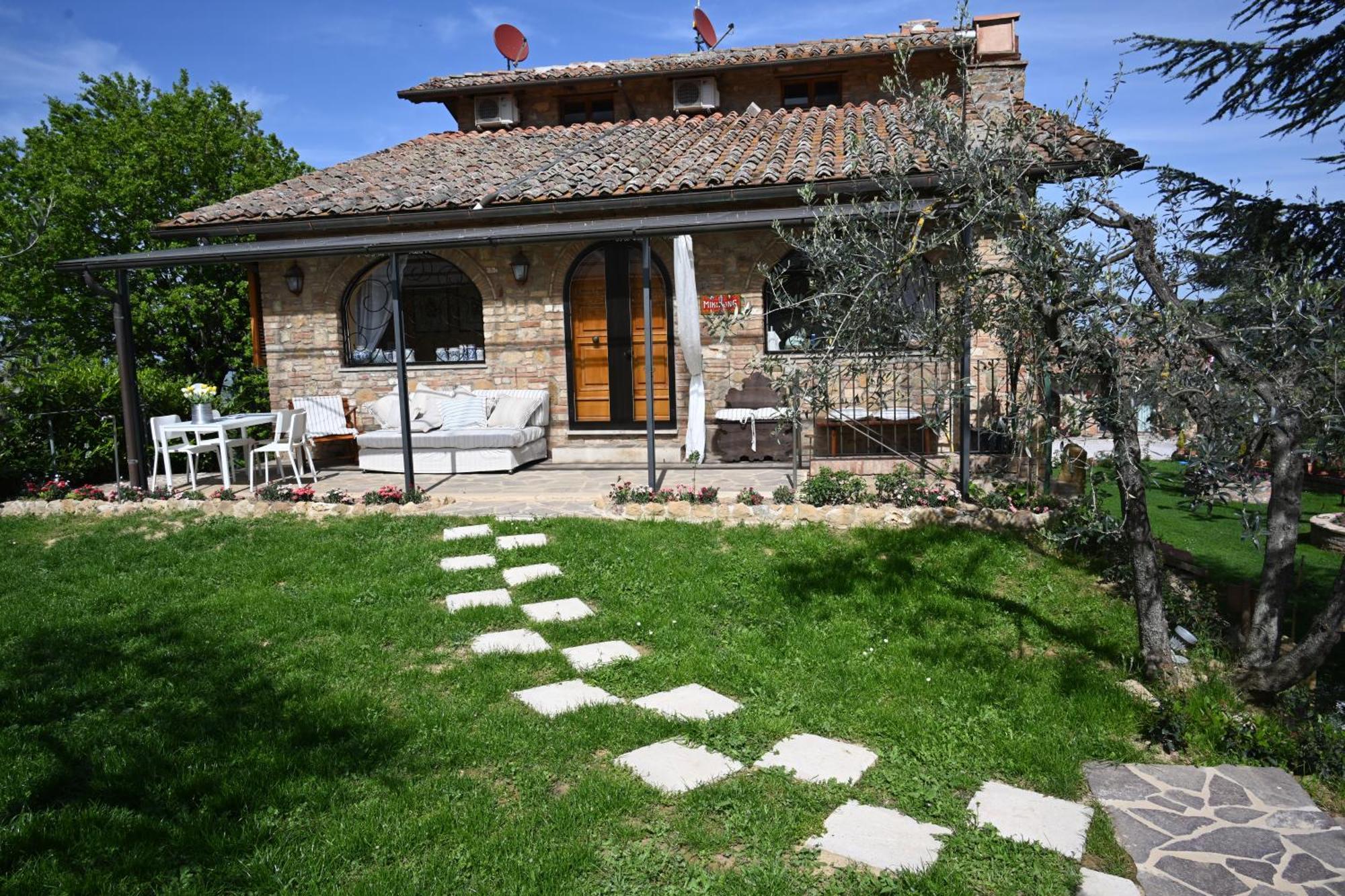Mikipongtwo Villa Montepulciano Exterior photo